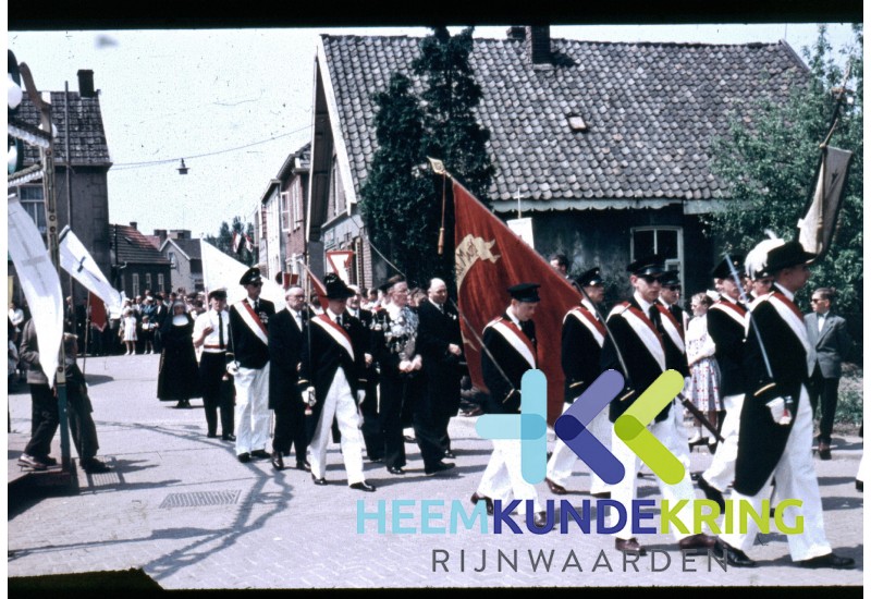 1957-0845 (2)